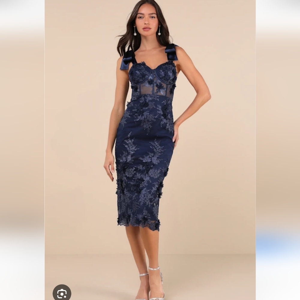 Lulus Exquisite Charisma Navy 3D Floral Bustier Tie-Strap Midi Dress Size Medium